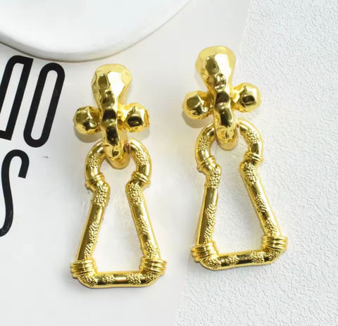 Gold Keyhole Dangle Drop Earrings