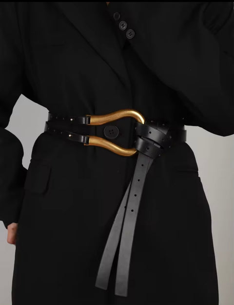 Black and Gold Horseshoe Buckle Belt